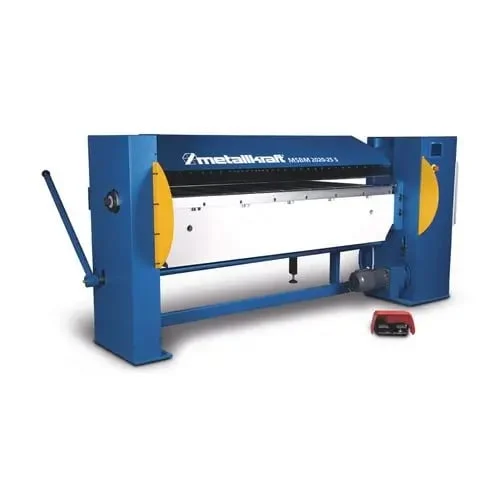 Masina de indoit tabla semi-motorizata MSBM 1520-30 S METALLKRAFT Masina de indoit tabla semi-motorizata MSBM 1520-30 S METALLKRAFT Deschidere max. 140 mm