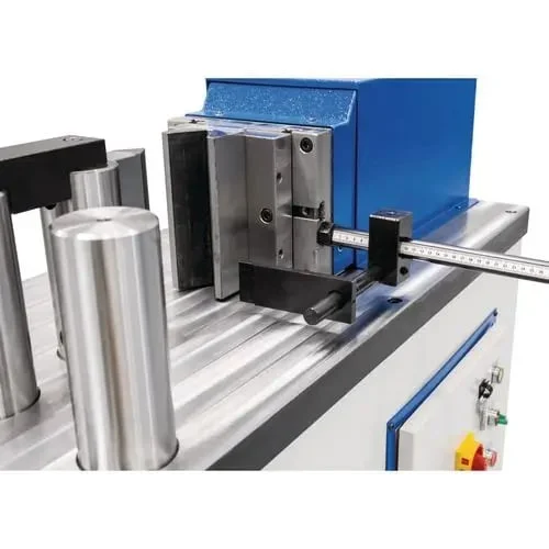 Presa orizontala de indoire HBP 10 METALLKRAFT Presa orizontala de indoire HBP 10 METALLKRAFT Viteza de lucru 10 mm/s