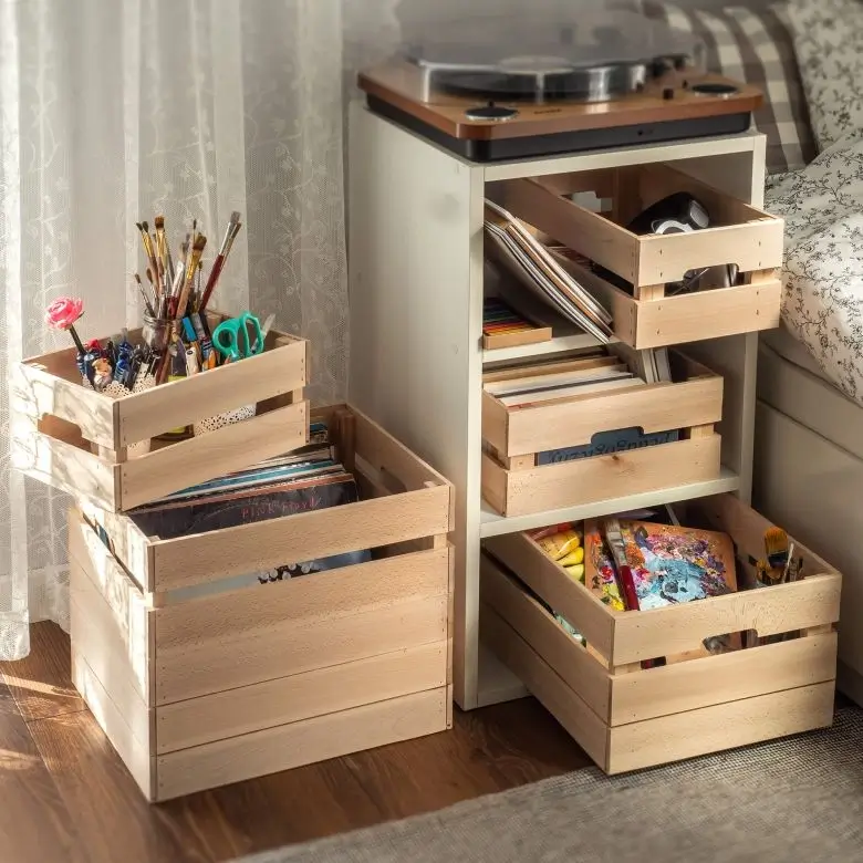 Cutii decorative pentru depozitare realizate cu ajutorul unei masini de rindeluit lemn