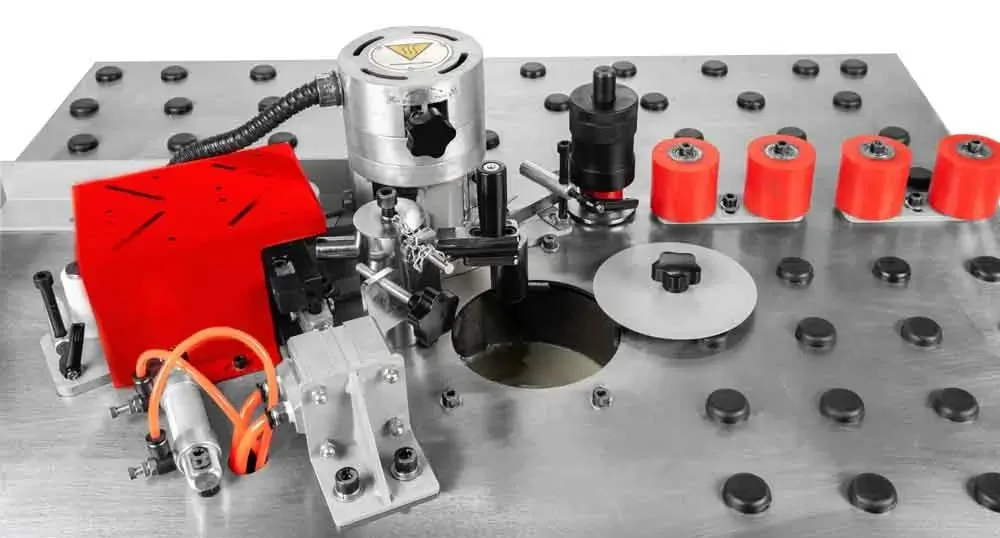 Masina de aplicat cant KAM535NEO 400V Holzmann Masina de aplicat cant KAM535NEO 400V Holzmann Tensiune alimentare 400 V