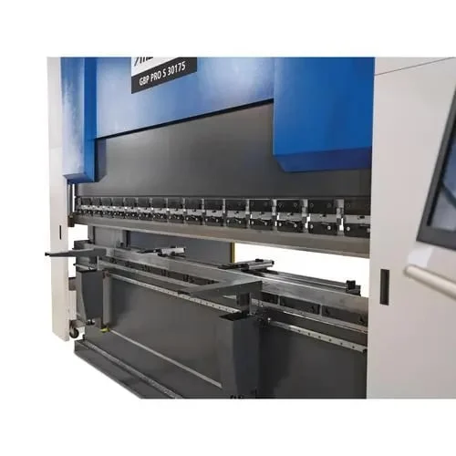 Presa hidraulica de indoit tabla tip abkant GBP PRO S 1360 METALLKRAFT Presa hidraulica de indoit tabla tip abkant GBP PRO S 1360 METALLKRAFT Capacitate rezervor ulei 110 l