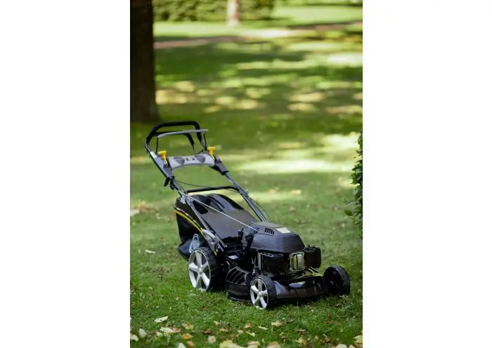 Masina tuns gazonul banzina 5155 TR/WE Masina de tuns gazonul banzina 5155 TR/WE