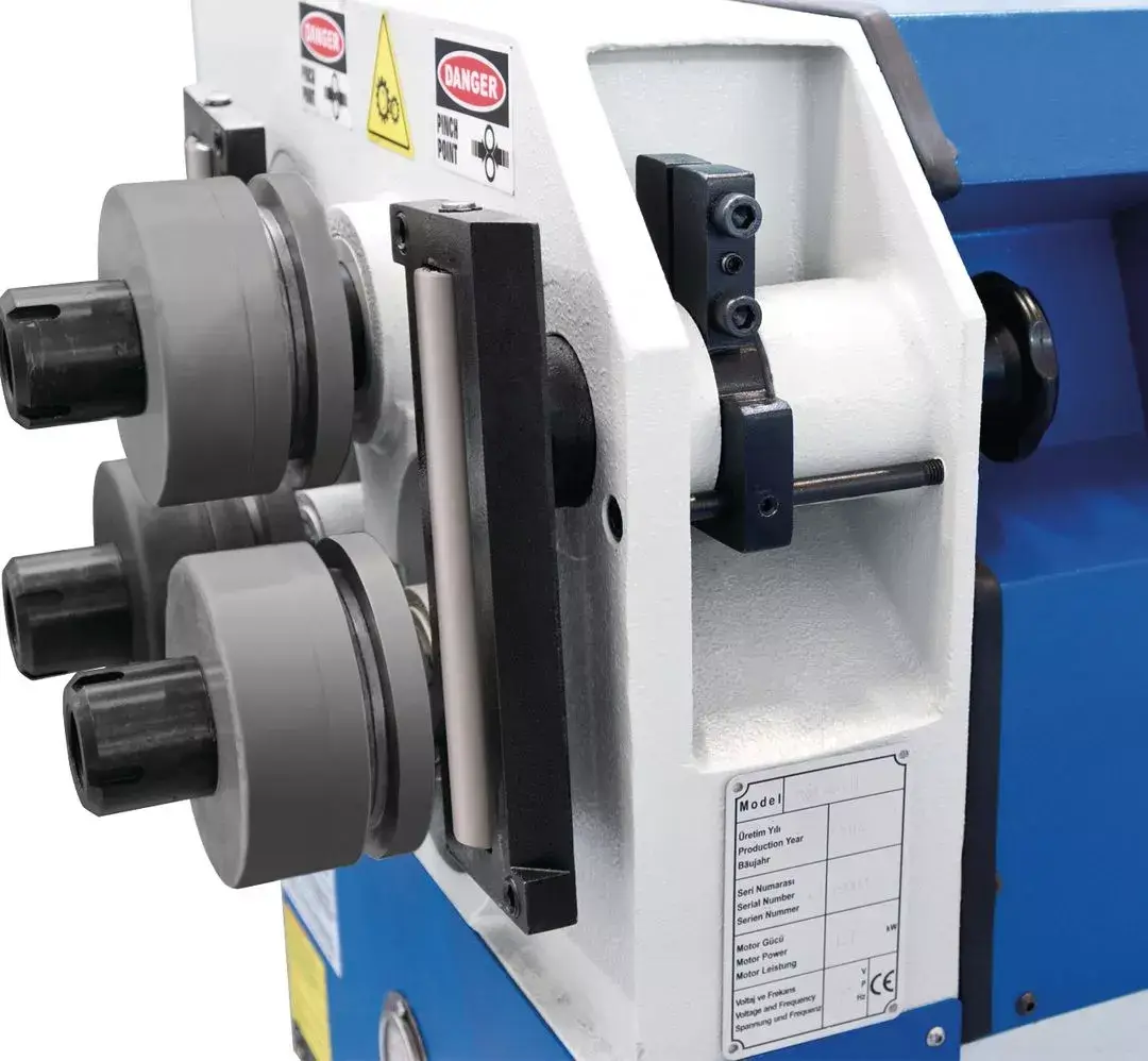 Masina hidraulica roluit tevi profile Metallkraft Masina hidraulica pentru roluit tevi profile Metallkraft