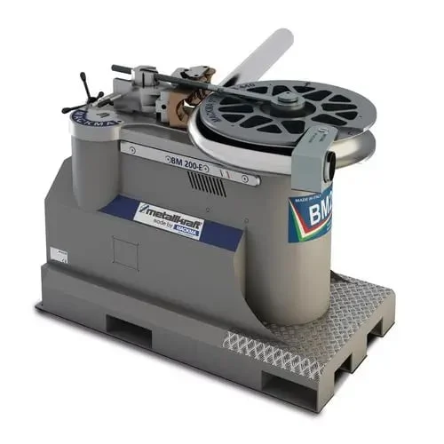 Masina de indoit tevi electrica fara dorn BM 150-E METALLKRAFT Masina de indoit tevi electrica fara dorn BM 150-E METALLKRAFT Motor de actionare 7.5 kw